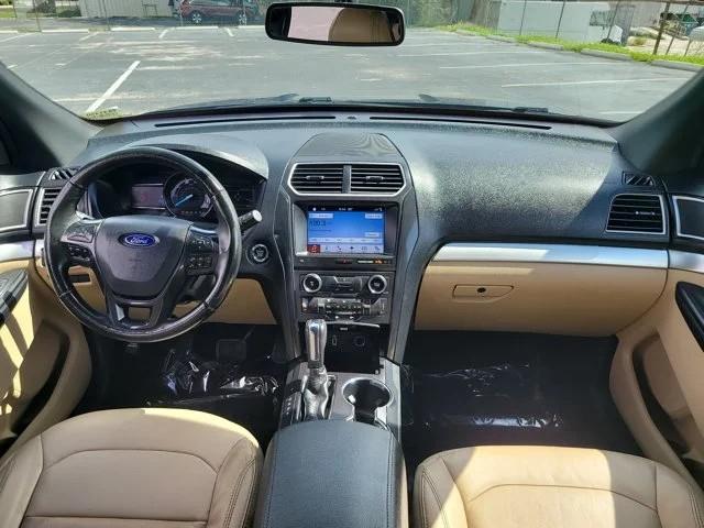 Ford Explorer XLT FWD 2017