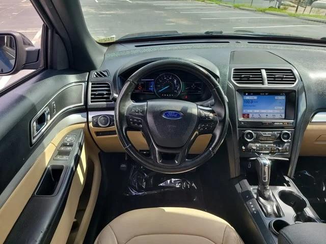 Ford Explorer XLT FWD 2017