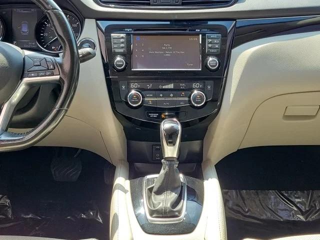 Nissan Rogue Sport FWD SL 2017