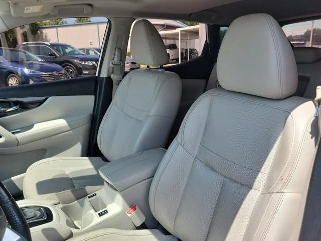 Nissan Rogue Sport FWD SL 2017