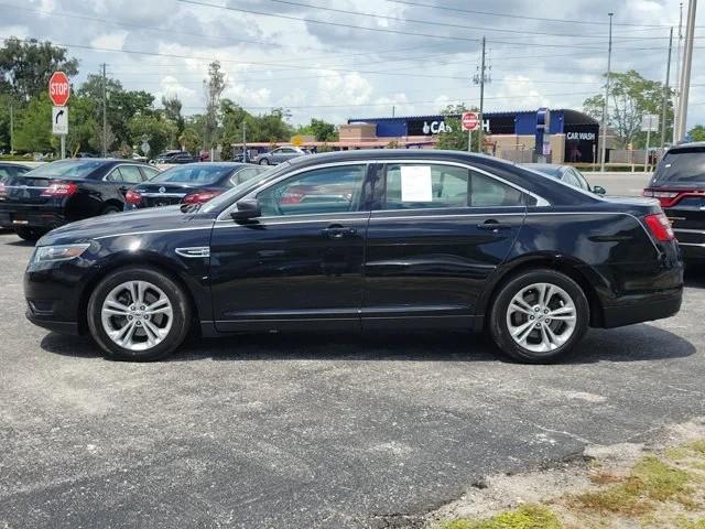 Ford Taurus SE FWD 2019