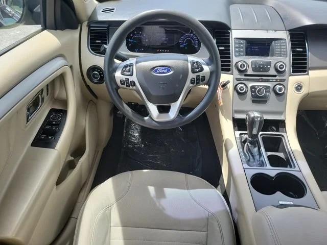 Ford Taurus SE FWD 2019