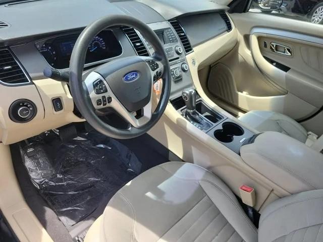 Ford Taurus SE FWD 2019