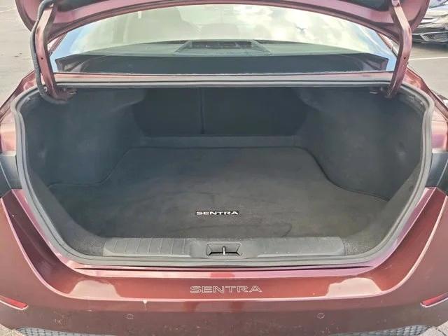 Nissan Sentra SV CVT 2021