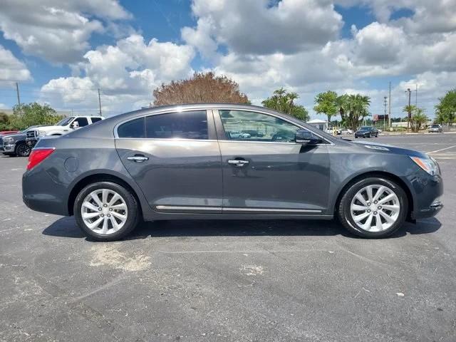 Buick LaCrosse 4dr Sdn Leather FWD 2016