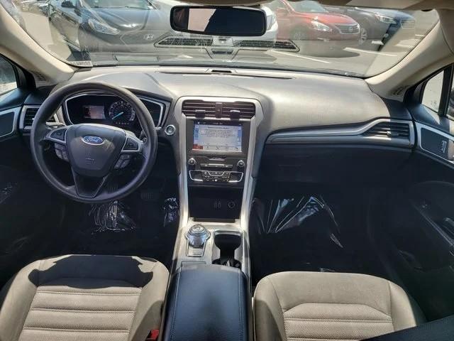 Ford Fusion SE FWD 2019