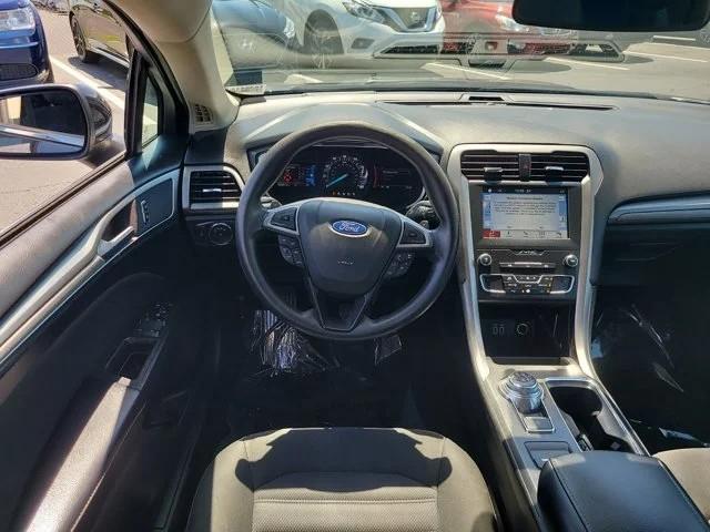 Ford Fusion SE FWD 2019
