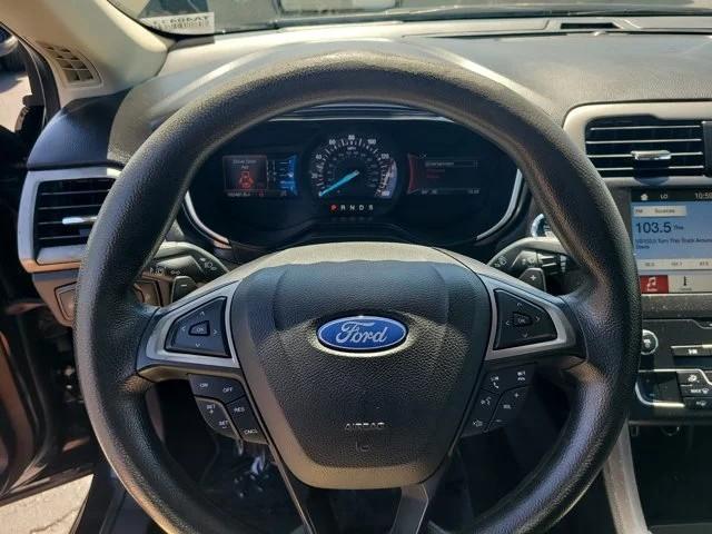 Ford Fusion SE FWD 2019