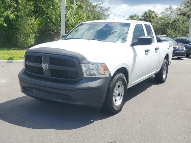 RAM 1500 Tradesman 4x2 Quad Cab 6'4" Box 2017