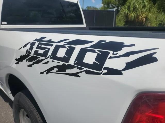RAM 1500 Tradesman 4x2 Quad Cab 6'4" Box 2017