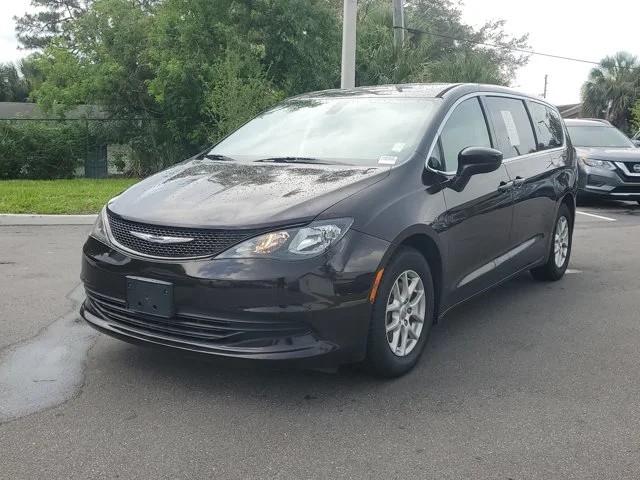 Chrysler Pacifica Touring FWD 2017