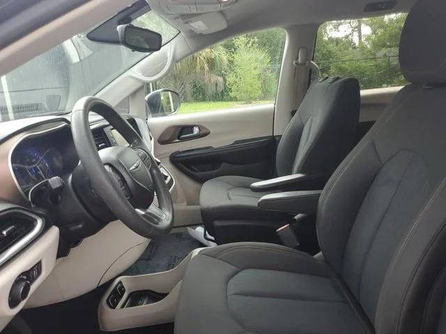 Chrysler Pacifica Touring FWD 2017