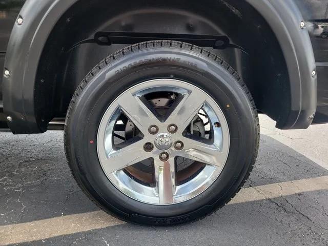 RAM 1500 2WD Crew Cab 140.5" Sport 2012