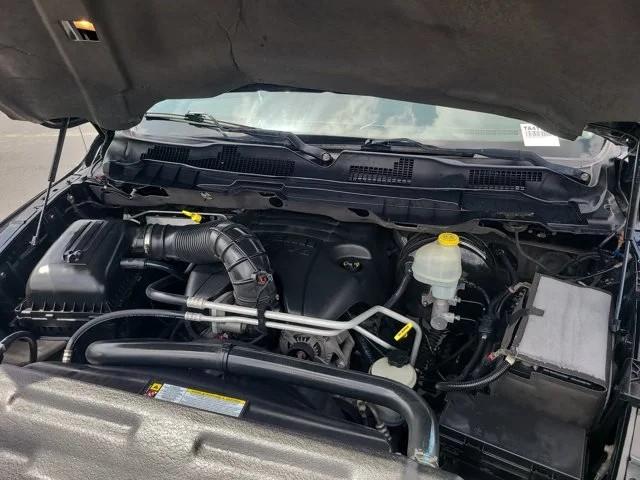 RAM 1500 2WD Crew Cab 140.5" Sport 2012