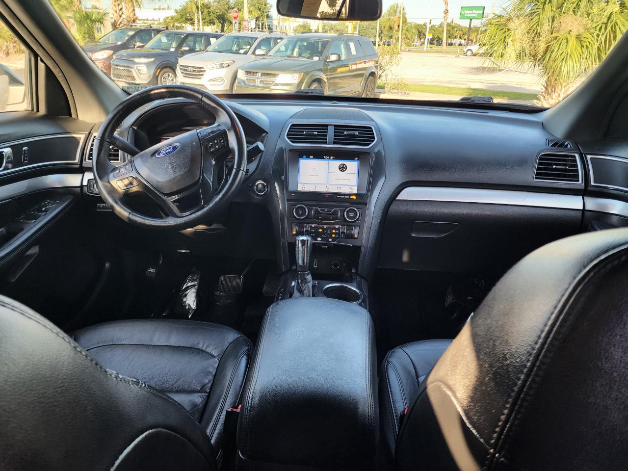 Ford Explorer XLT FWD 2017