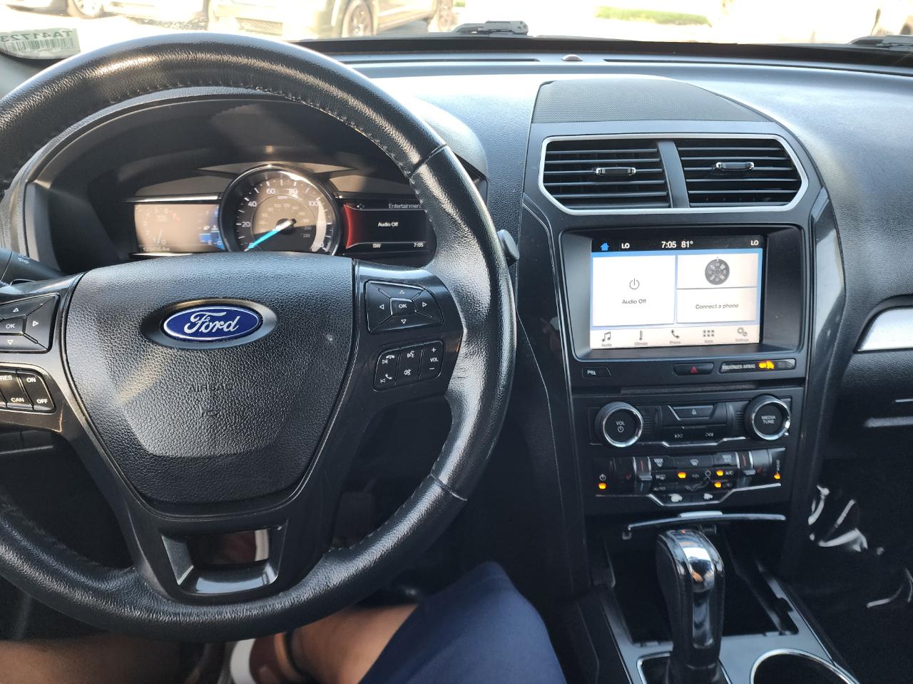 Ford Explorer XLT FWD 2017