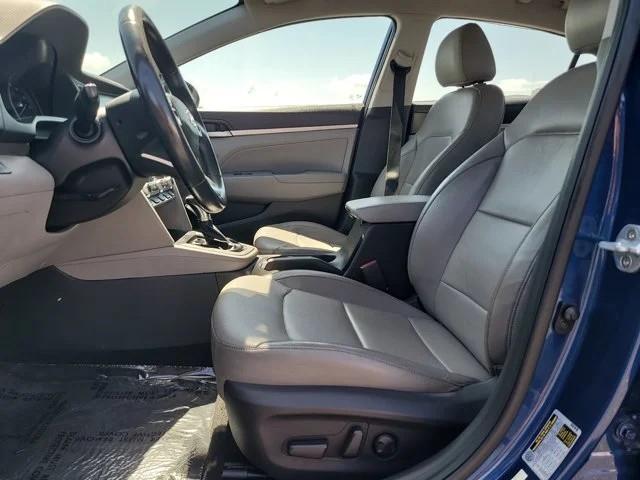 Hyundai Elantra Limited IVT 2020