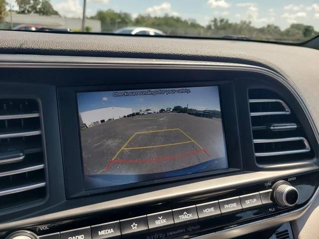 Hyundai Elantra Limited IVT 2020