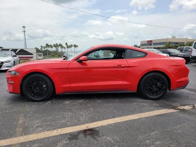 Ford Mustang EcoBoost Fastback 2019