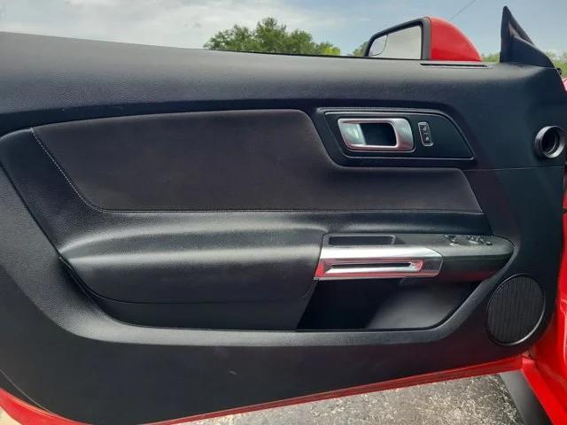 Ford Mustang EcoBoost Fastback 2019