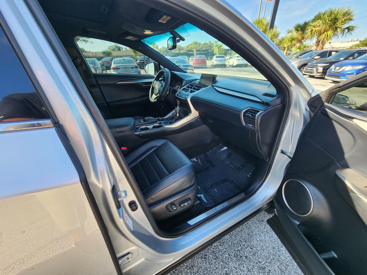 Lexus NX 200t FWD 4dr 2015