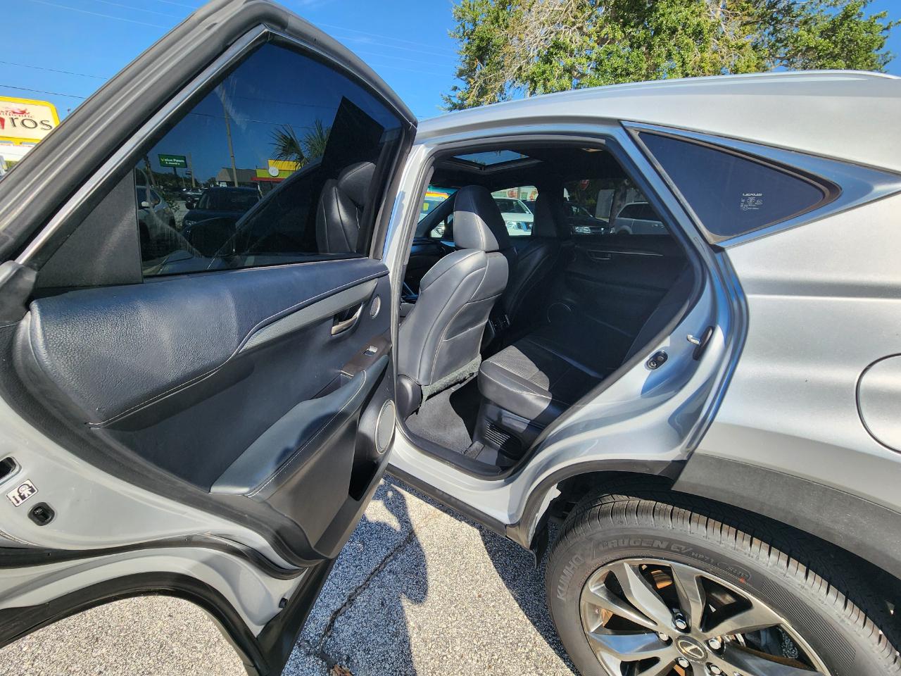 Lexus NX 200t FWD 4dr 2015