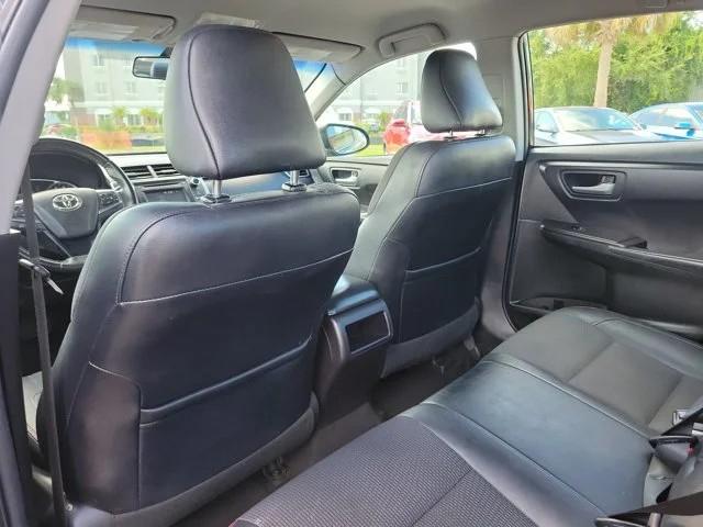 Toyota Camry 4dr Sdn I4 Auto SE w/Special Edition Pkg (Natl) 2016