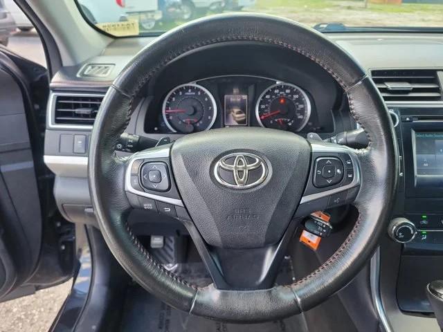 Toyota Camry 4dr Sdn I4 Auto SE w/Special Edition Pkg (Natl) 2016
