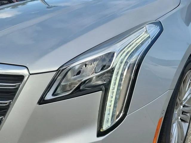 Cadillac XTS 4dr Sdn Luxury FWD 2019