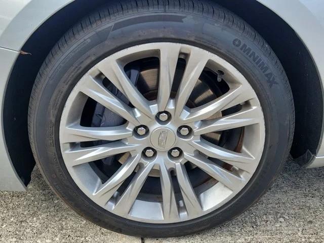 Cadillac XTS 4dr Sdn Luxury FWD 2019