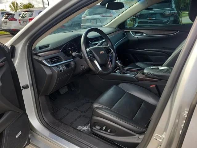 Cadillac XTS 4dr Sdn Luxury FWD 2019