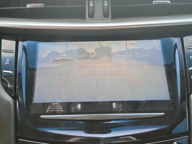 Cadillac XTS 4dr Sdn Luxury FWD 2019