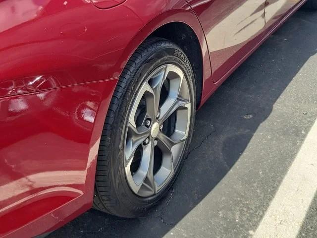 Chevrolet Malibu 4dr Sdn RS w/1SP 2019