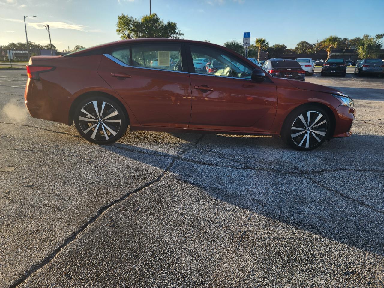Nissan Altima 2.5 SR Sedan 2021