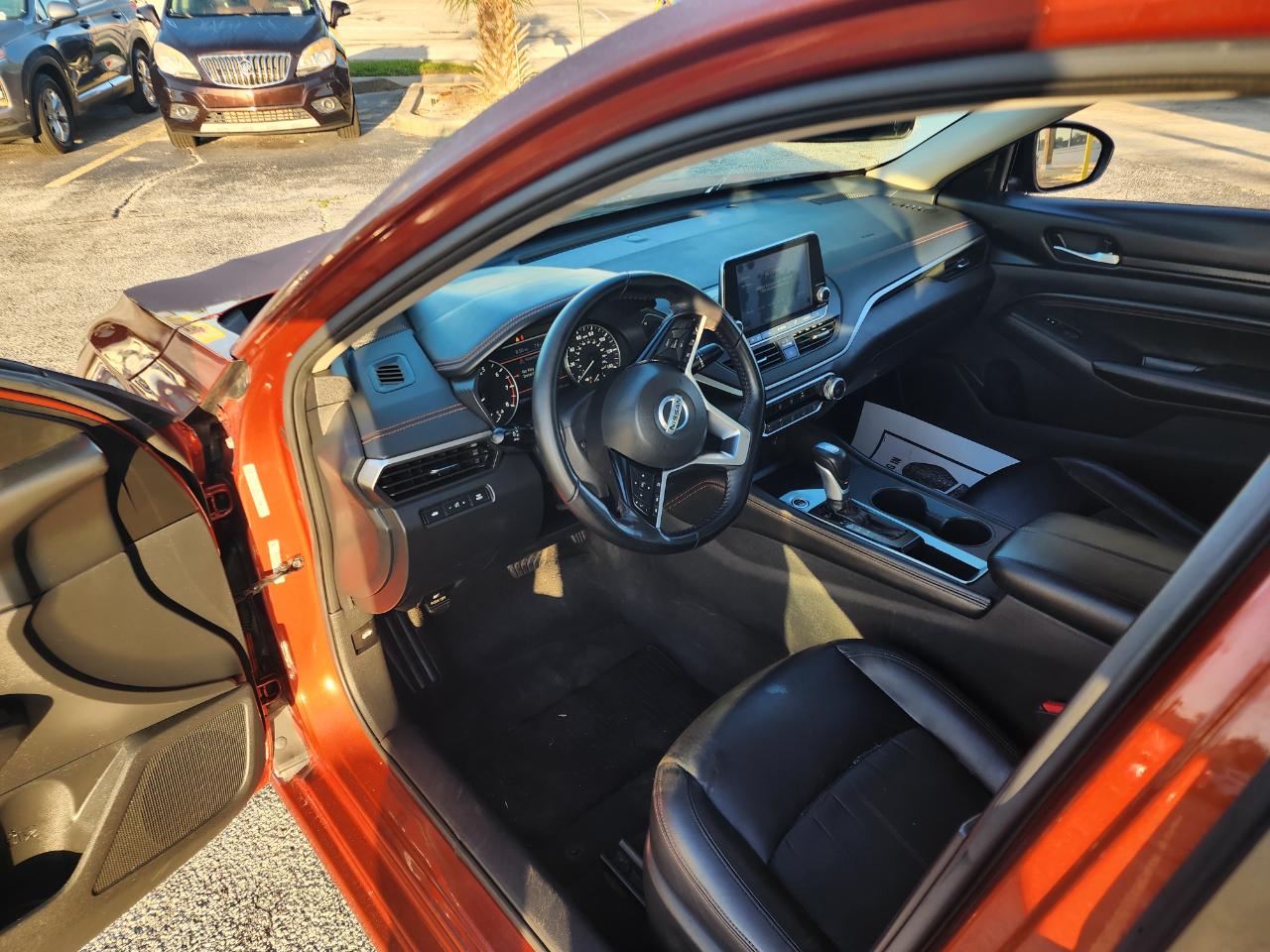 Nissan Altima 2.5 SR Sedan 2021