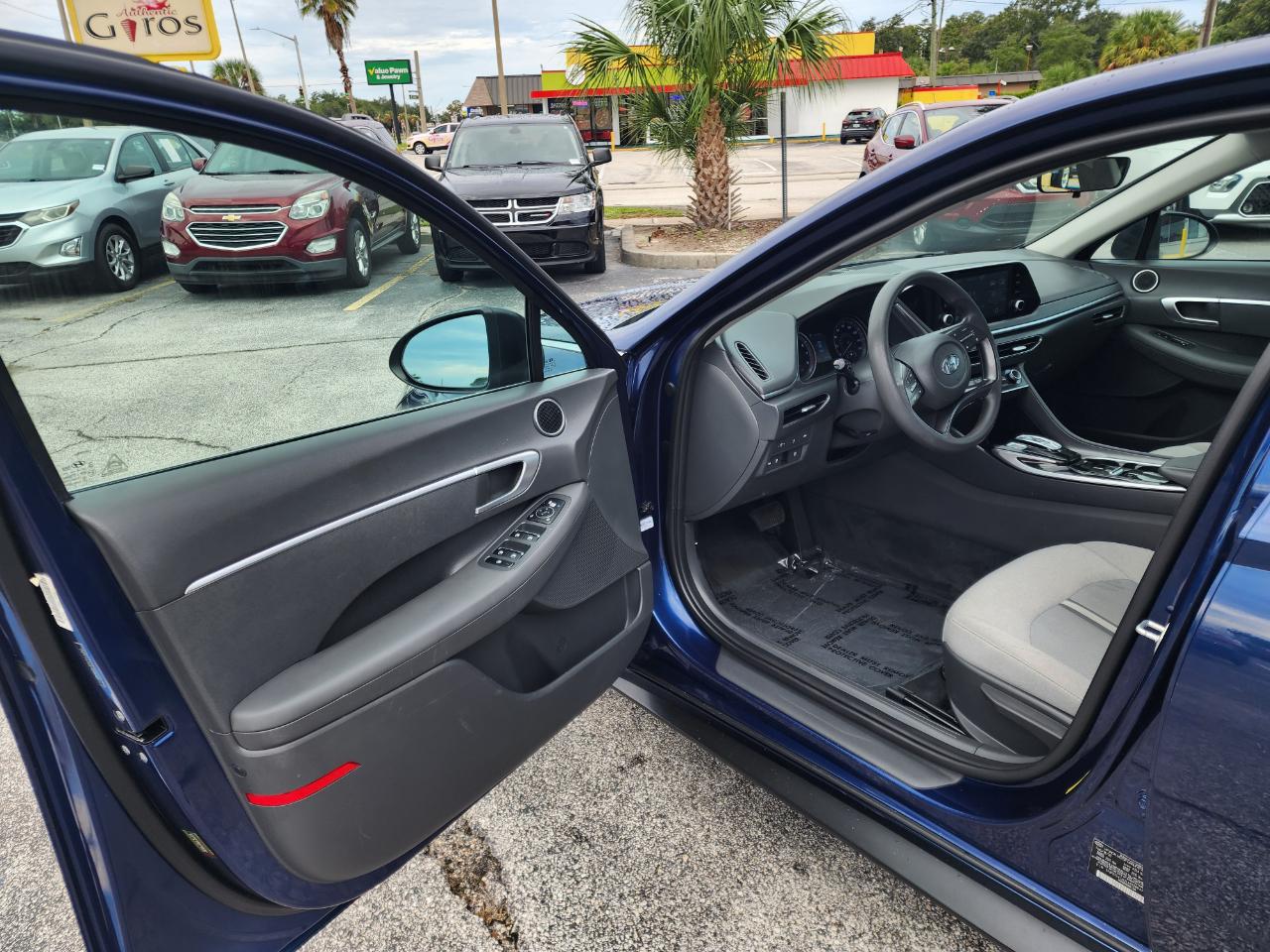 Hyundai Sonata SE 2.5L 2020
