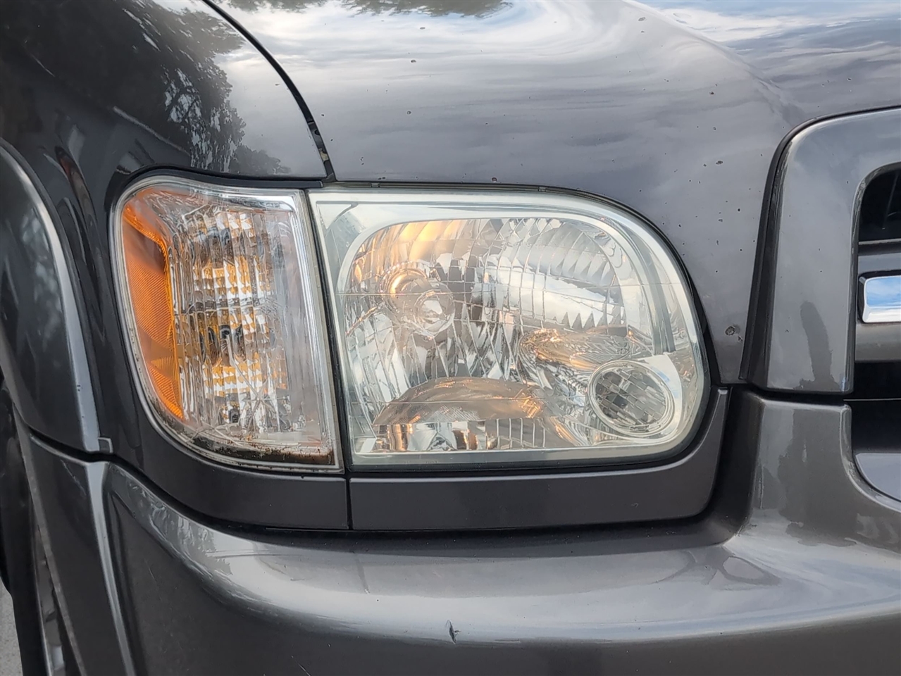 2006 Toyota Sequoia SR5 photo 10