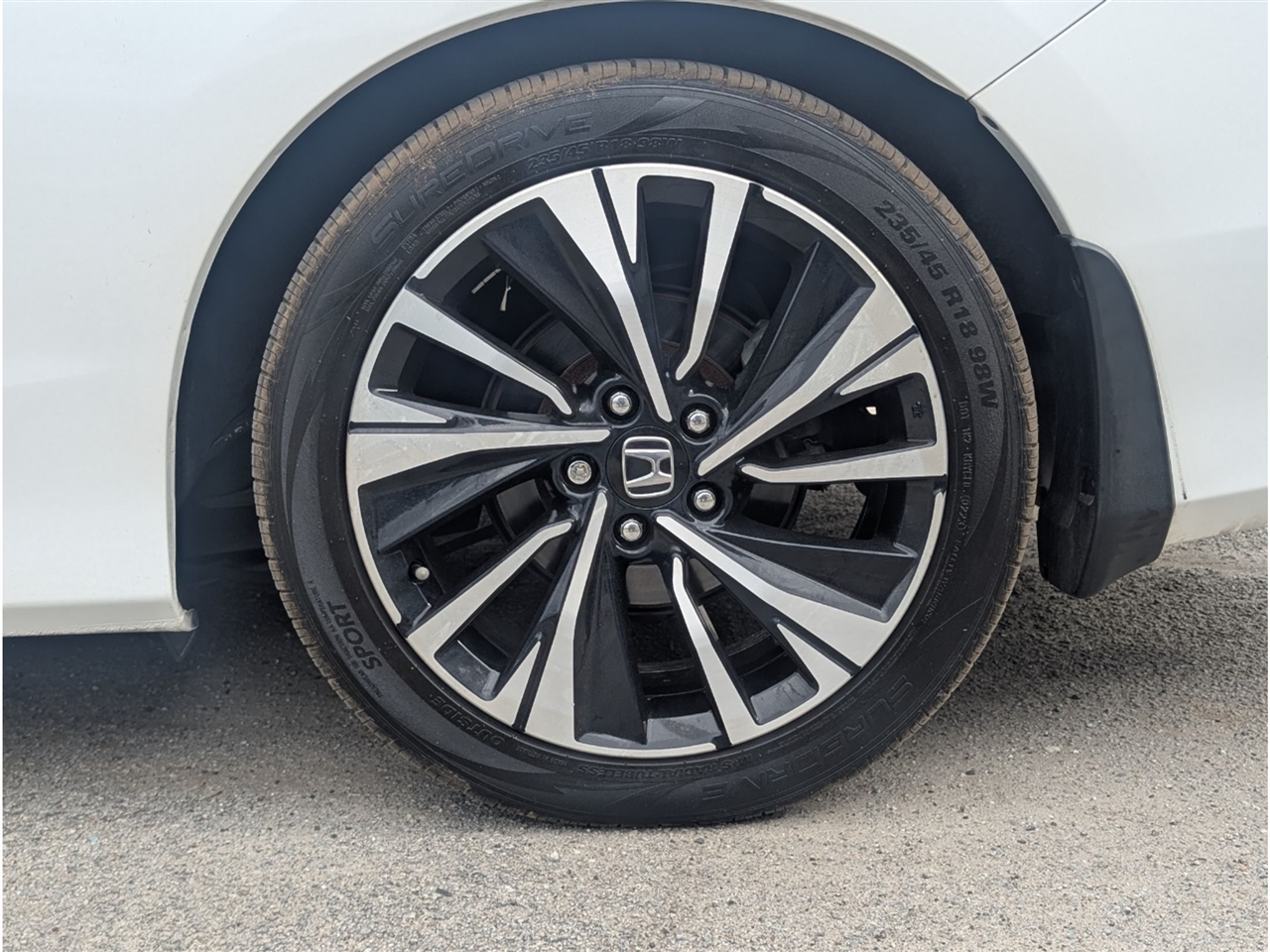 2016 Honda Accord EX-L V6 photo 7