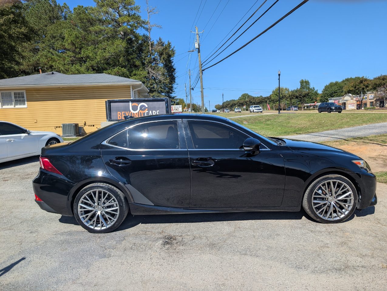 2016 Lexus IS 200t photo 2