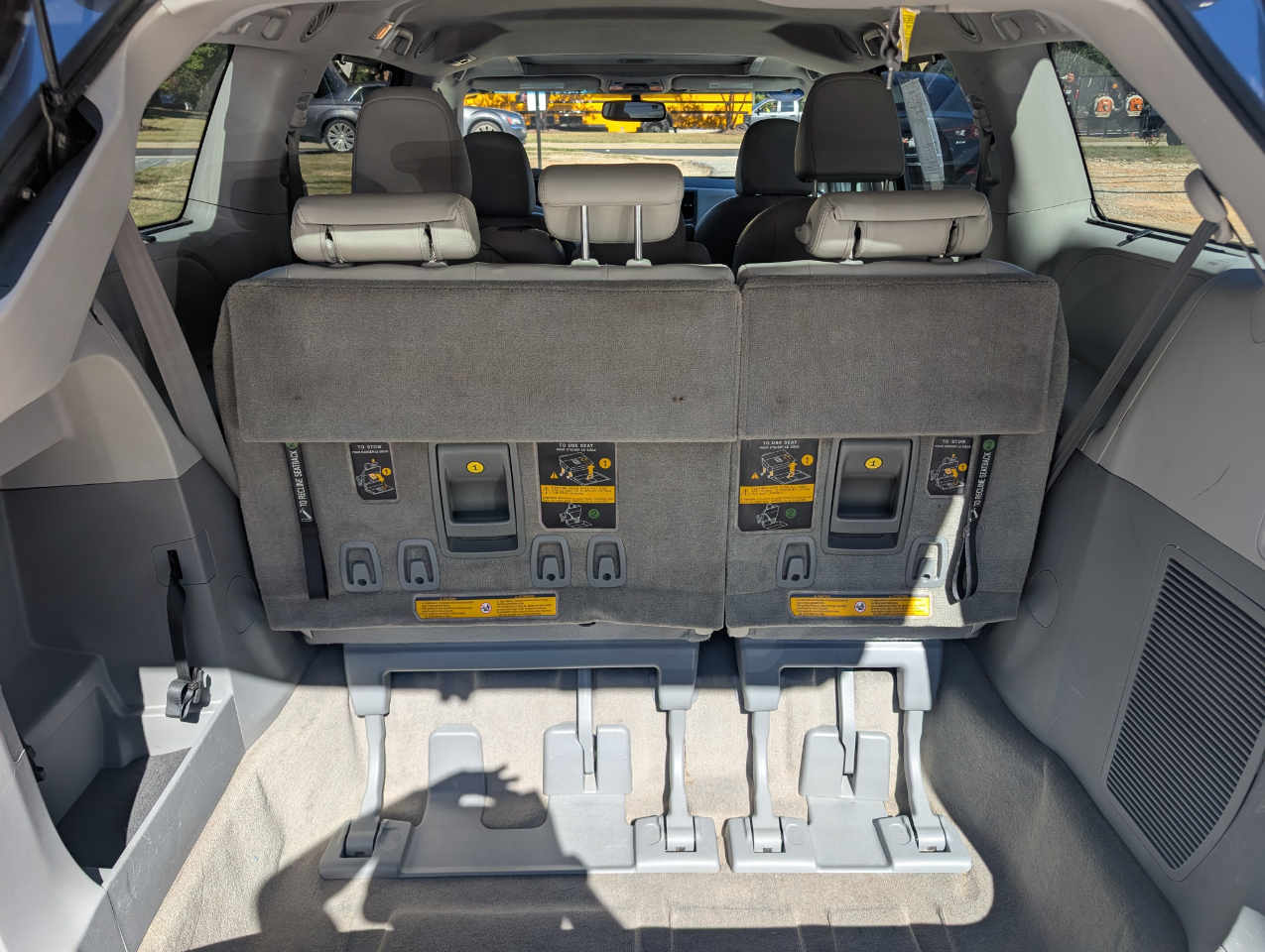 Toyota Sienna  2013 Toyota Sienna  2013