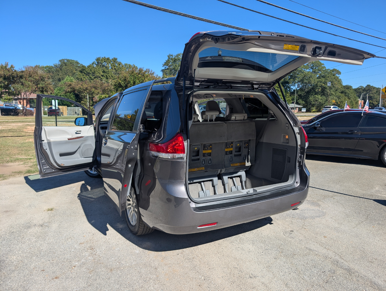 Toyota Sienna  2013 Toyota Sienna  2013