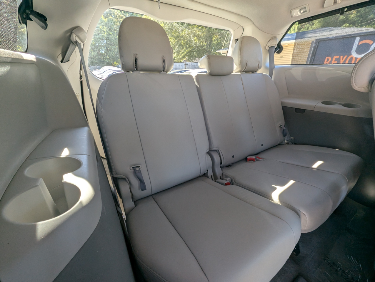 Toyota Sienna  2013 Toyota Sienna  2013