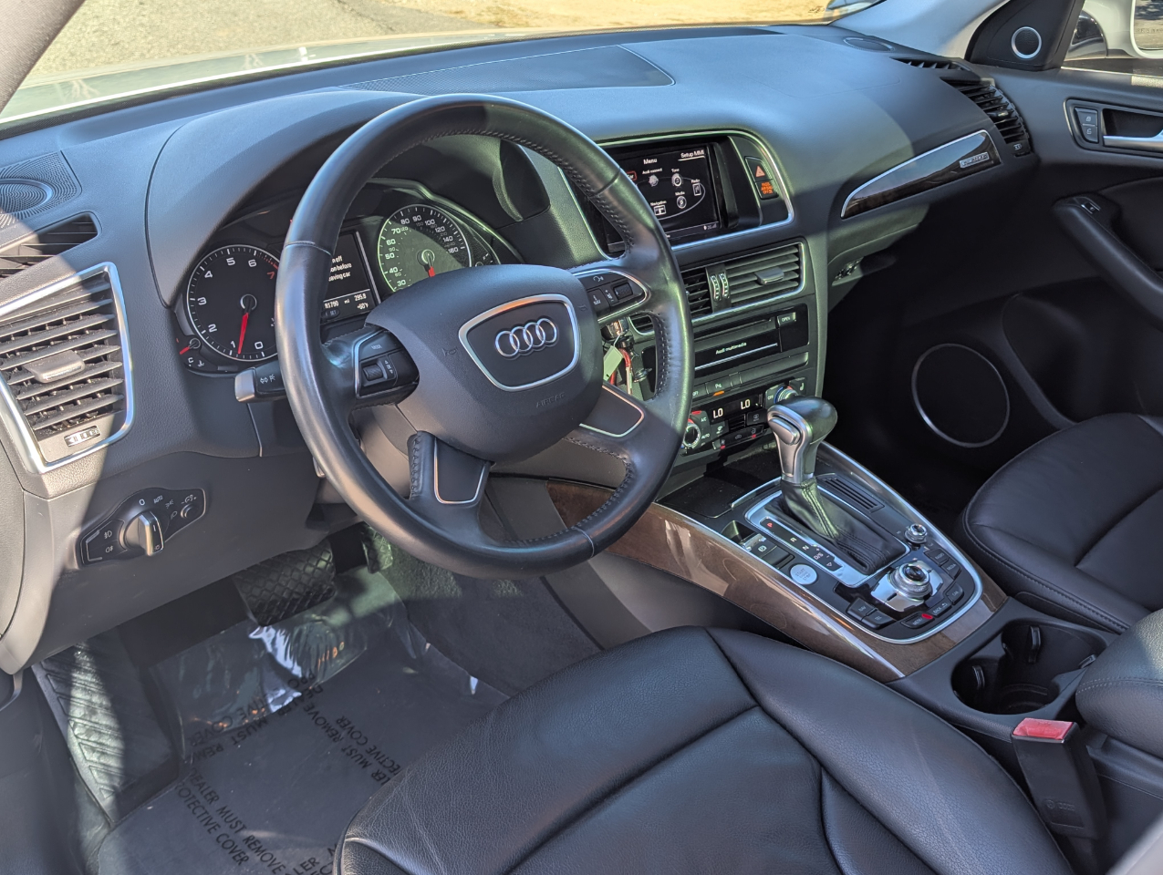 Audi Q5 2.0 quattro Premium 2017 Audi Q5 2.0 quattro Premium 2017