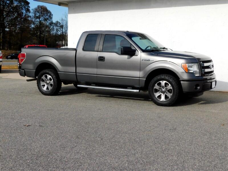 Ford F-150 XL SuperCab 6.5-ft. Bed 2WD 2013