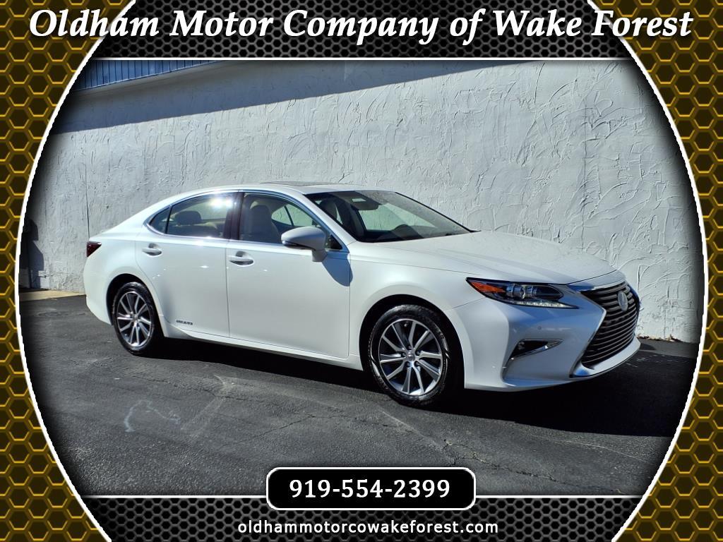 2017 Lexus ES 300h Sedan
