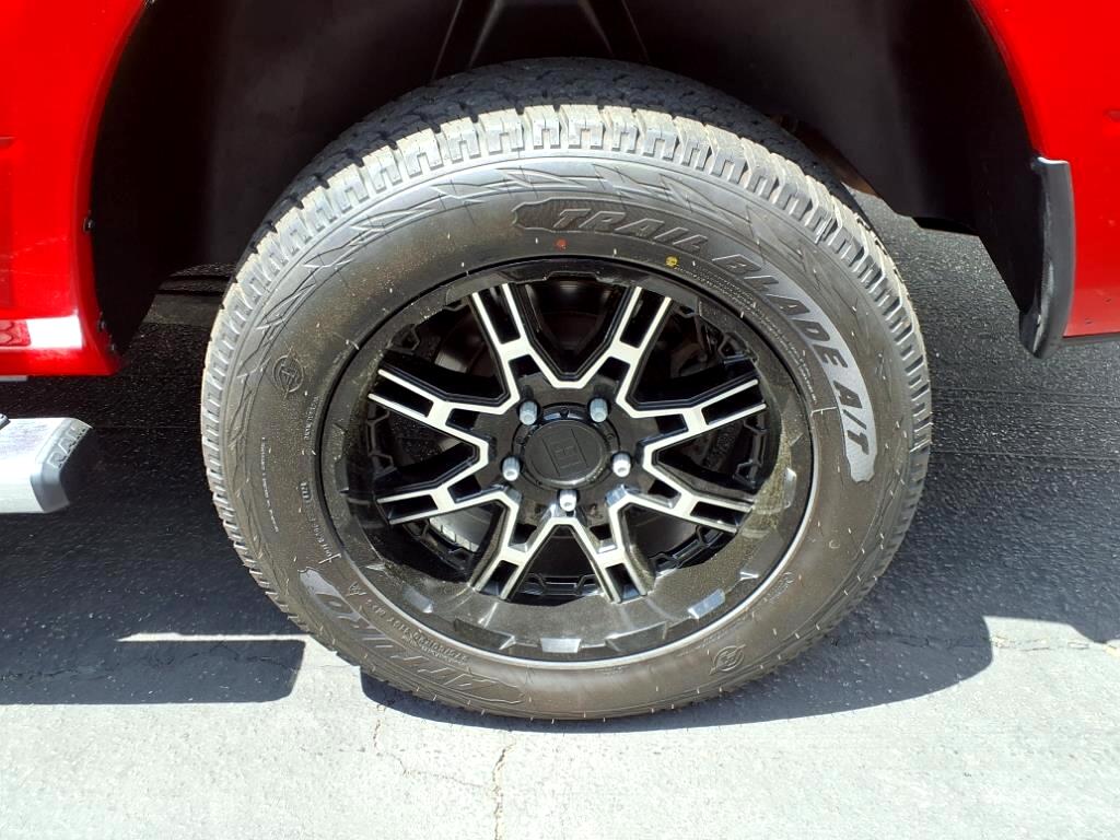 RAM 1500 SLT Crew Cab SWB 4WD 2017