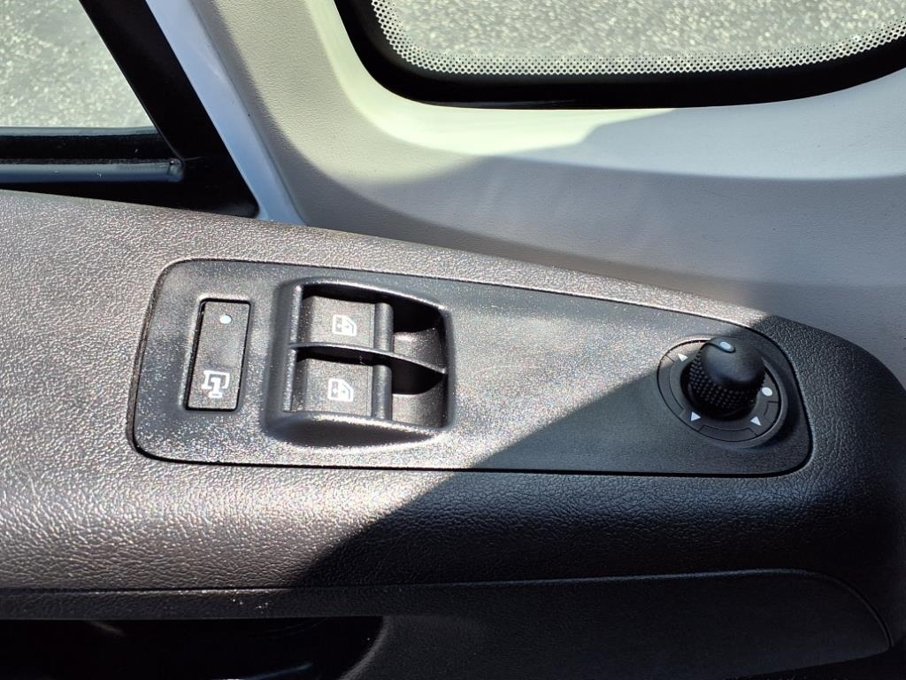 RAM Promaster 1500 Low Roof 136-in. WB 2021