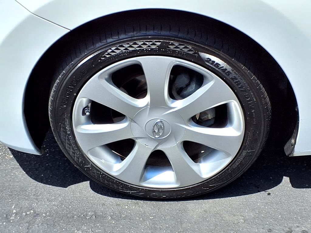 Hyundai Elantra Limited 2012
