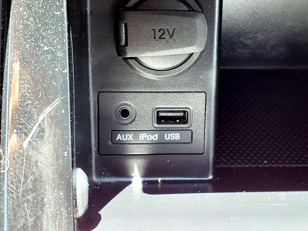 Hyundai Elantra Limited 2012