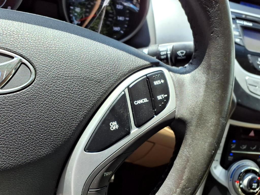 Hyundai Elantra Limited 2012